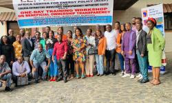 Some of the participants posed for the press after the workshop
